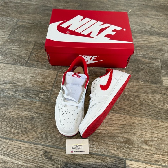 Brand New Air Jordan 1 Retro Low OG “University Red” CZ0790 161 Men’s Sneakers - Picture 7 of 10